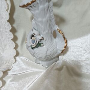 Imperial Porcelain White and Gold Vase with Floral Accent